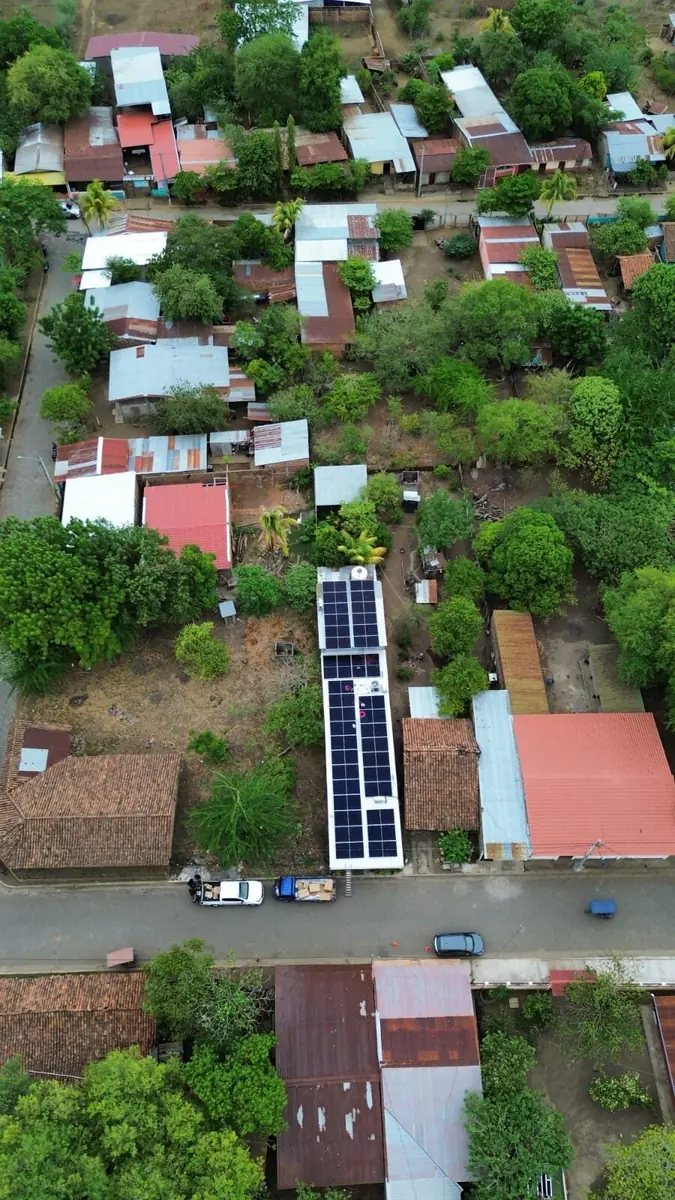 Sistema híbrido de 24 kW - Foto 2